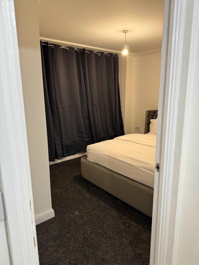דאגנהאם Luxury Apartments מראה חיצוני תמונה
