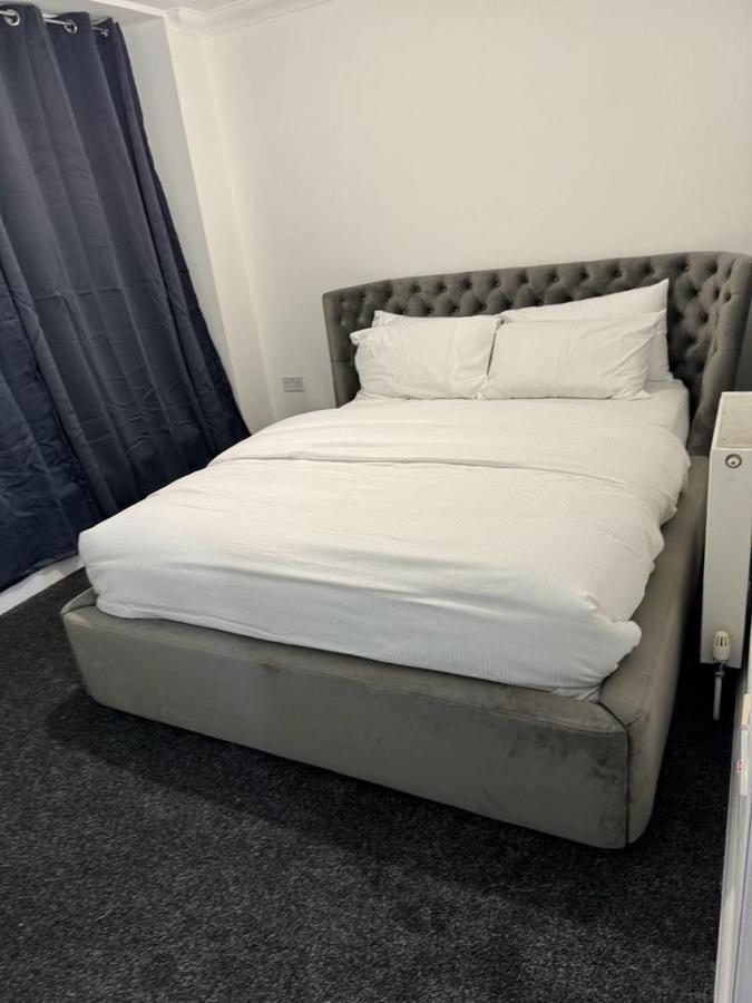 דאגנהאם Luxury Apartments מראה חיצוני תמונה