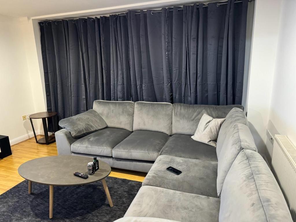דאגנהאם Luxury Apartments מראה חיצוני תמונה