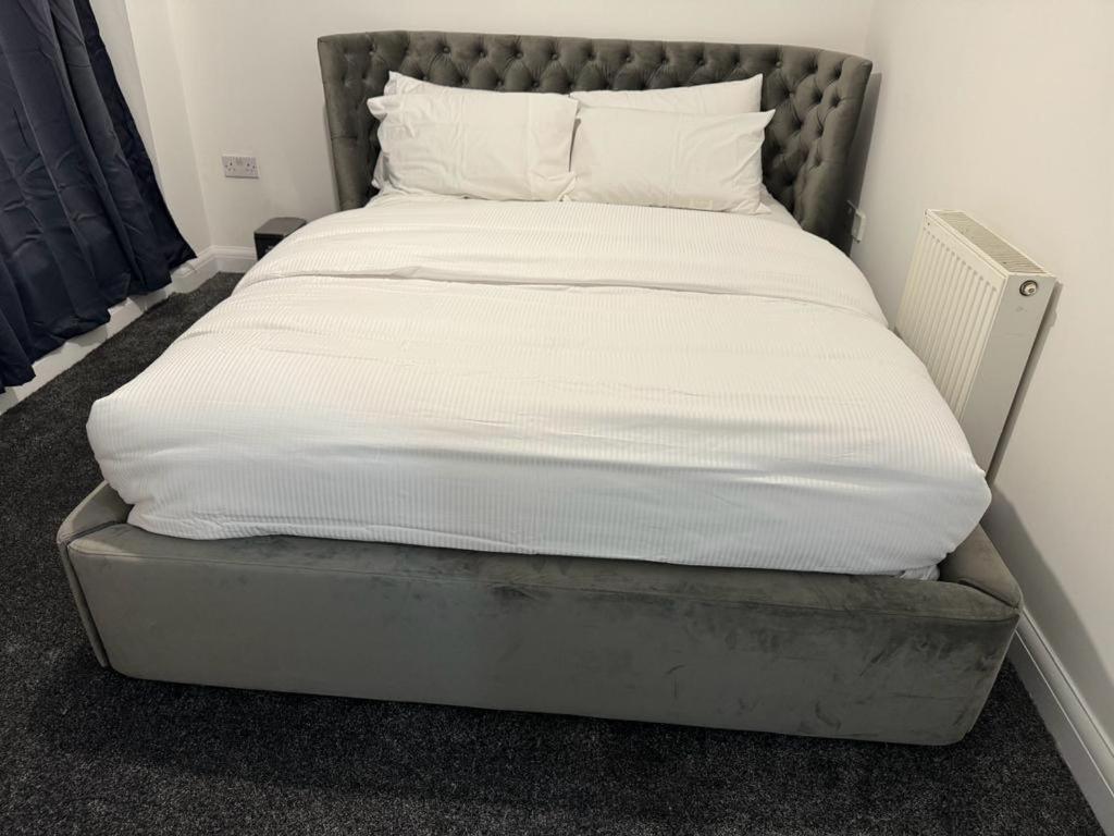 דאגנהאם Luxury Apartments מראה חיצוני תמונה