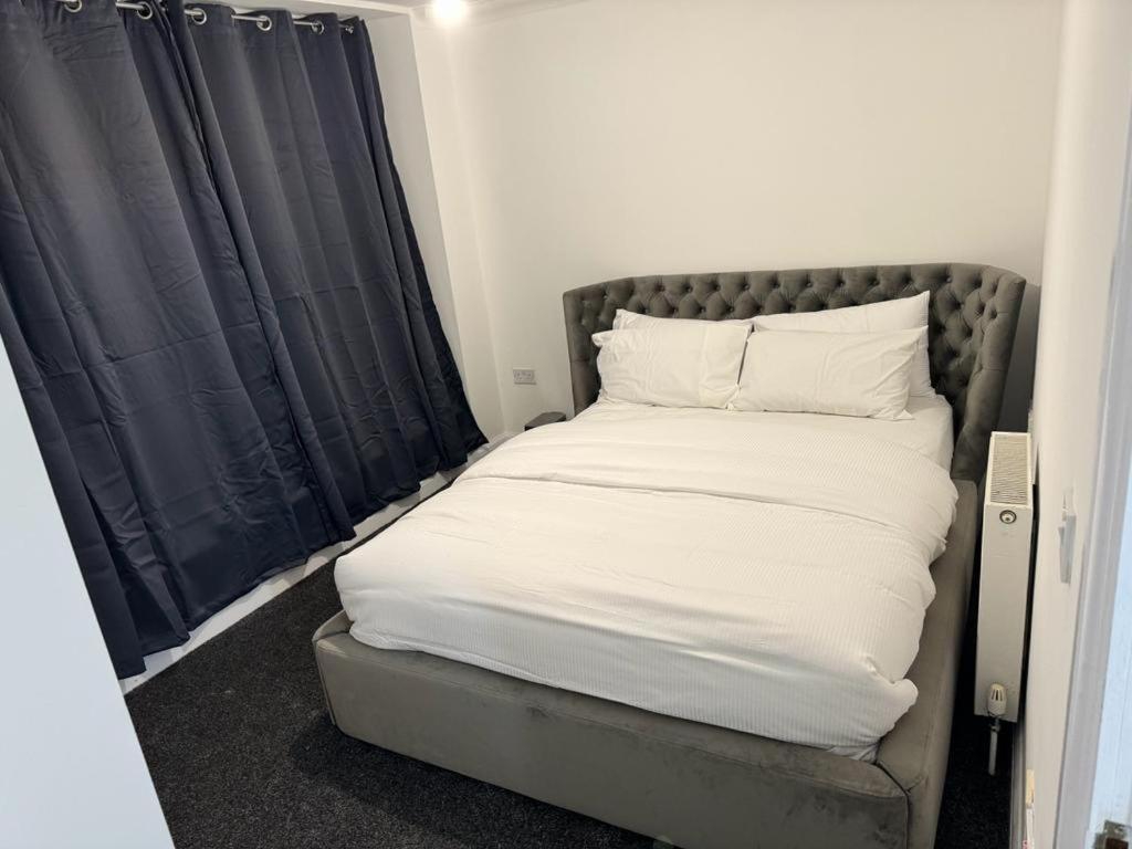 דאגנהאם Luxury Apartments מראה חיצוני תמונה